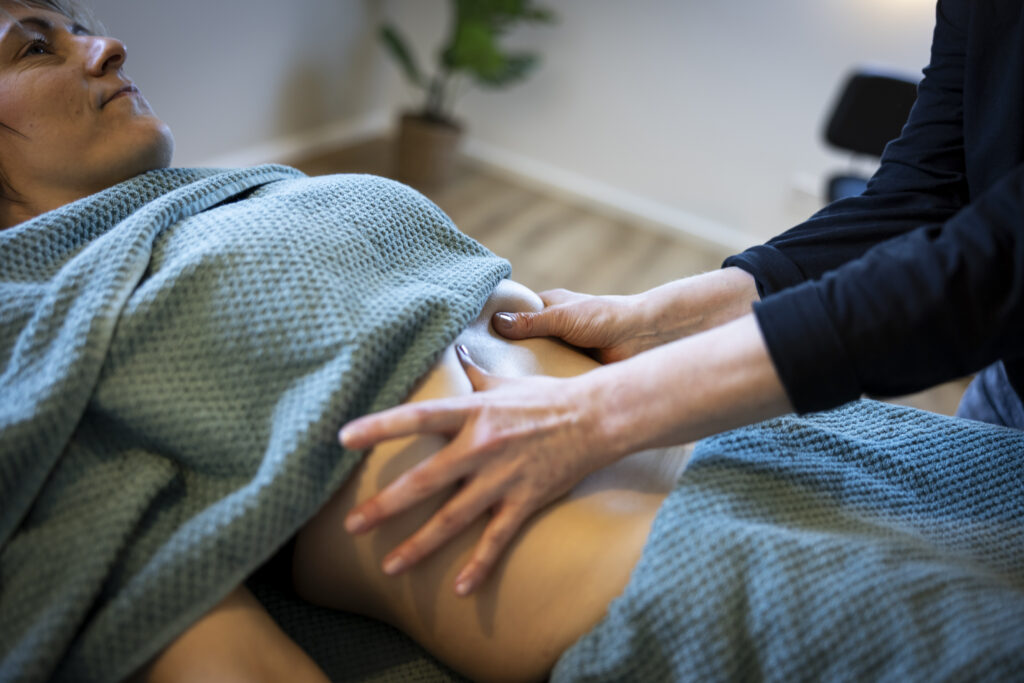 Reflektorische Atemtherapie bei PazuruMed, Solingen