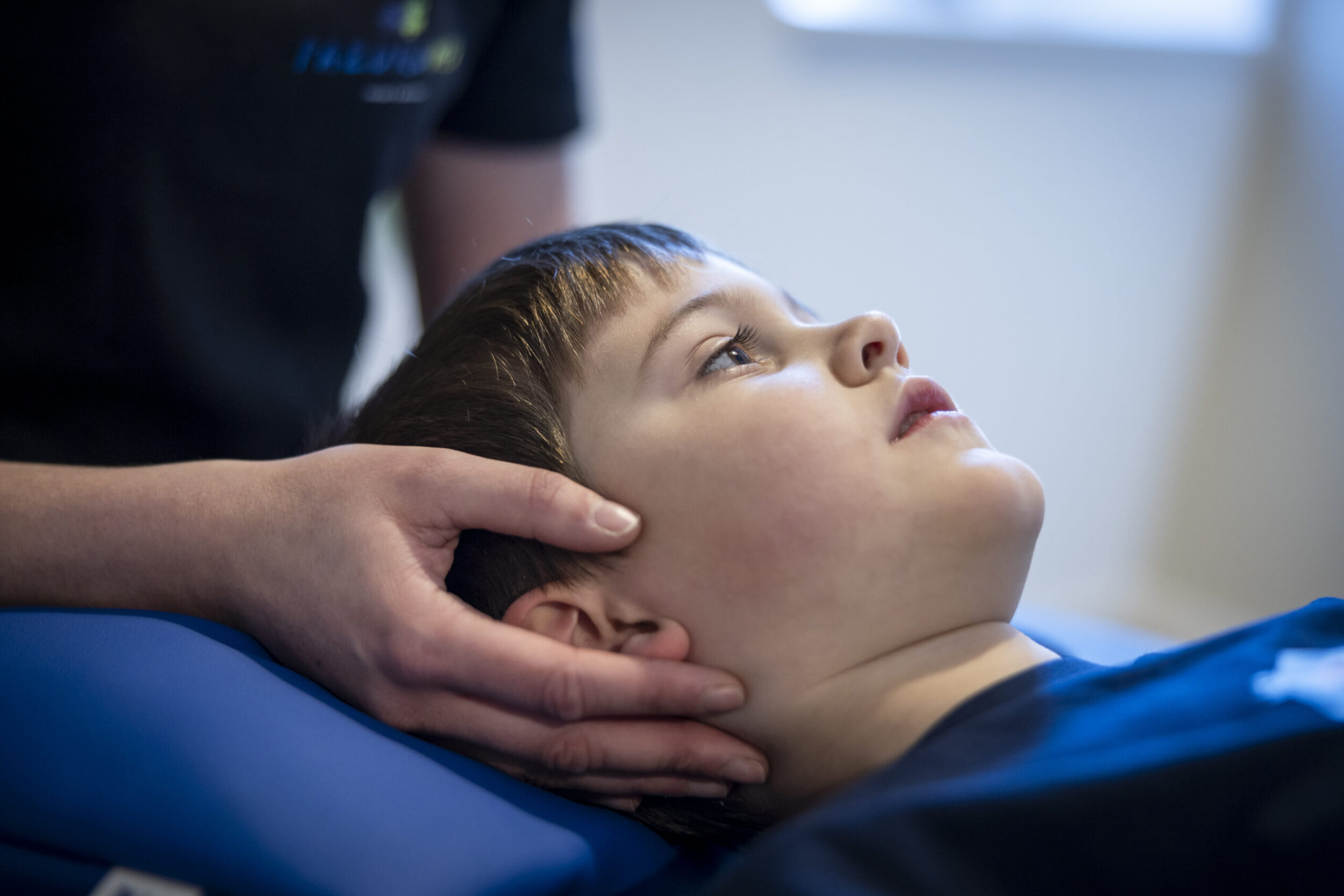 PAZURU Med_Physiotherapie_Manuelle_Therapie für Kinder_Solingen